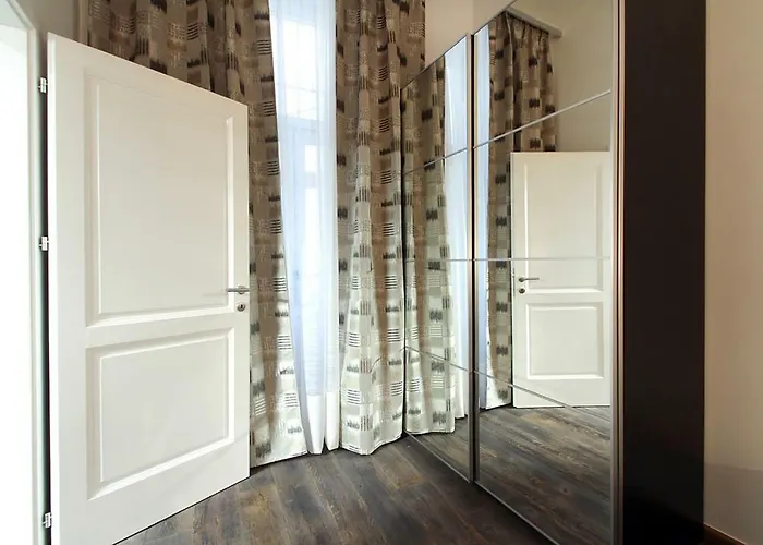 Lana Apartamento Viena